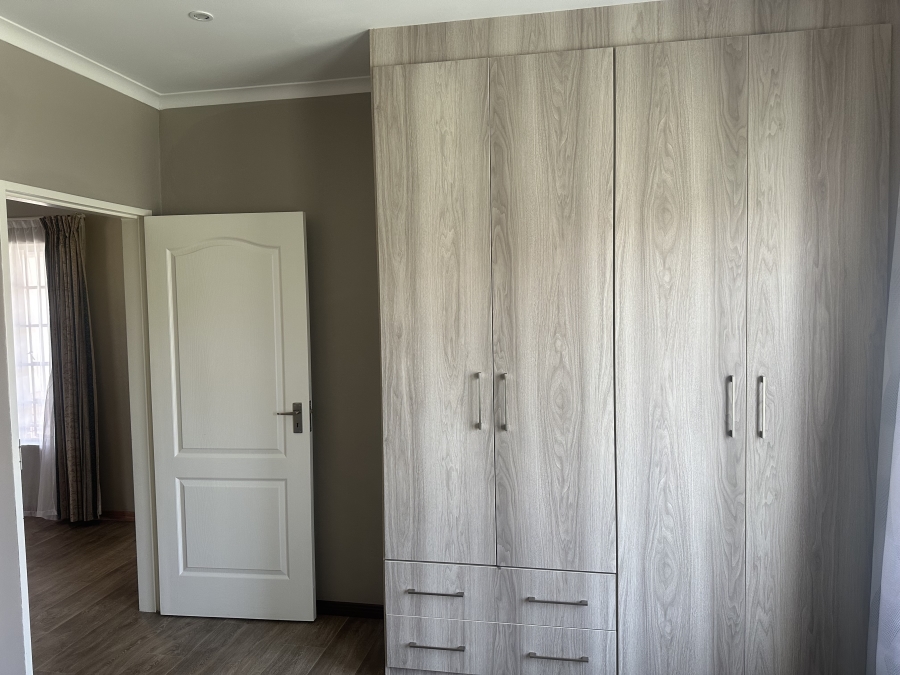 To Let 4 Bedroom Property for Rent in Hexrivier Lifestyle Estate North West
